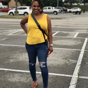 Meet your Posher, Brittany